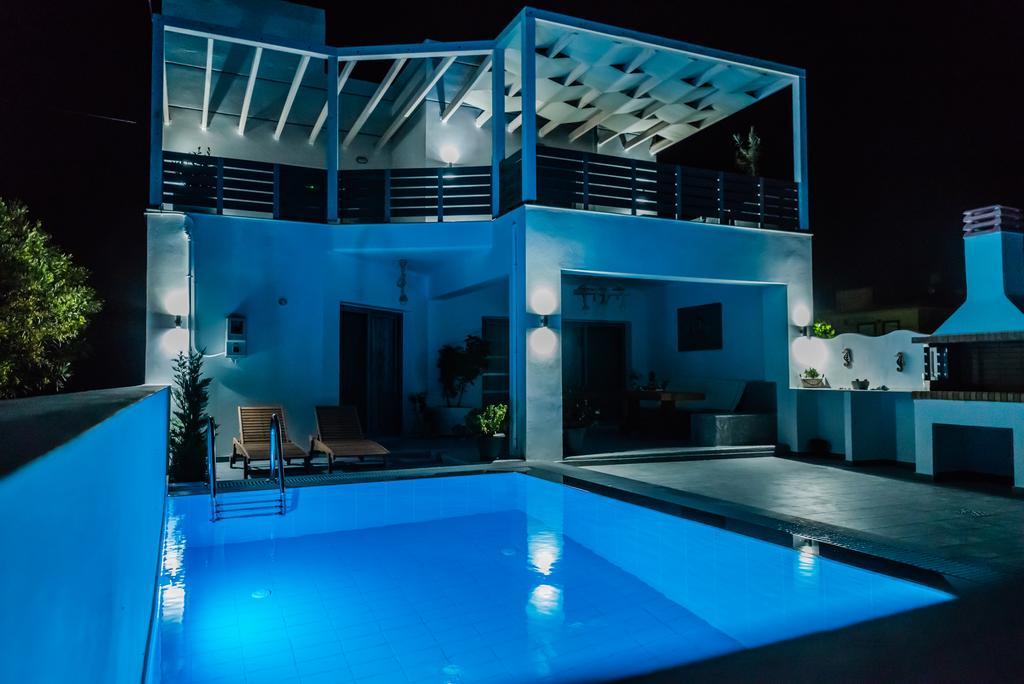 Villa Iceberg Kalamaki  Buitenkant foto