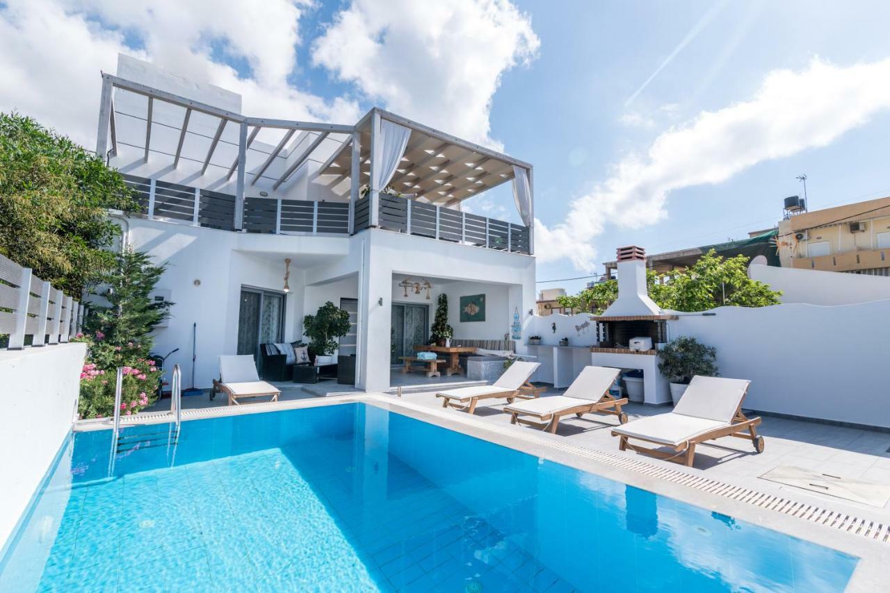 Villa Iceberg Kalamaki  Buitenkant foto